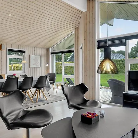 Gorgeous Home In Aabenraa With Wifi 奥本罗