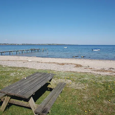 度假居 Gorgeous Home In Aabenraa With Wifi *