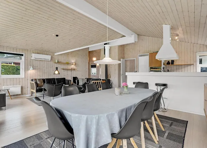 Ferienhaus Four-bedroom In Aabenraa
