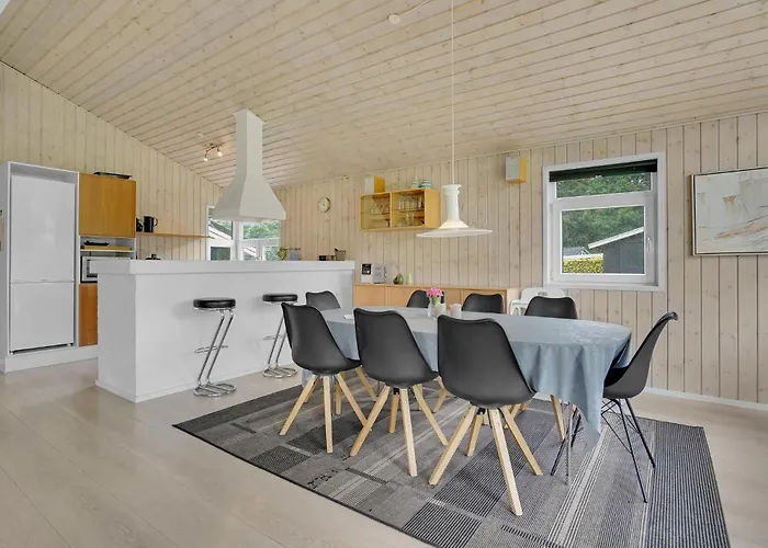 Ferienhaus Four-bedroom In