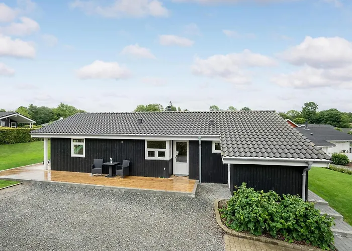 Ferienhaus Four-bedroom In